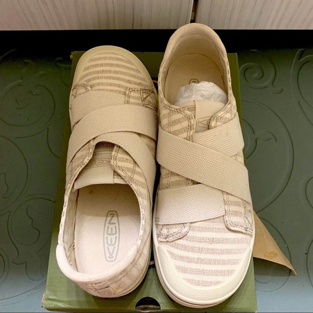 KEEN sneakers